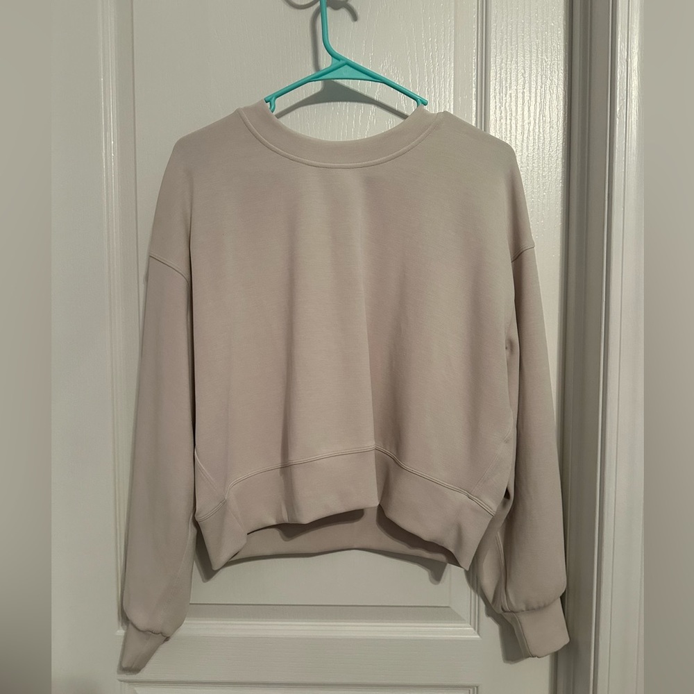 White softstreme perfectly oversized cropped crew